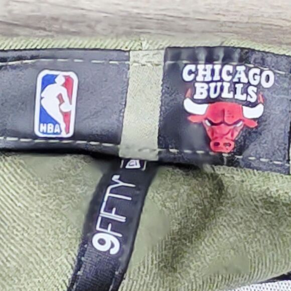 NEW Hunter Style CHICAGO BULLS Green Camo Orange Highlights Snapback Hat NewEra - Picture 11 of 13